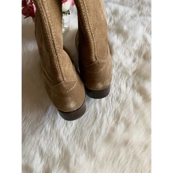 New • Frye Suede Melissa Button Boot