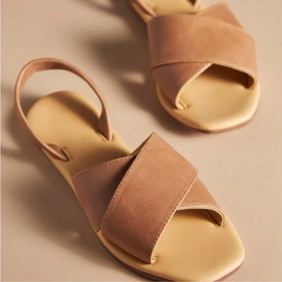 NEW IN BOX Nisolo All-Day Cross Strap Sandal in Almond, Size 7