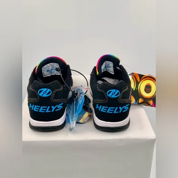 🌹New Listing🌹NWT Heelys Propel 2.O Black/Rainbow Foil Skate Shoes with Wheels