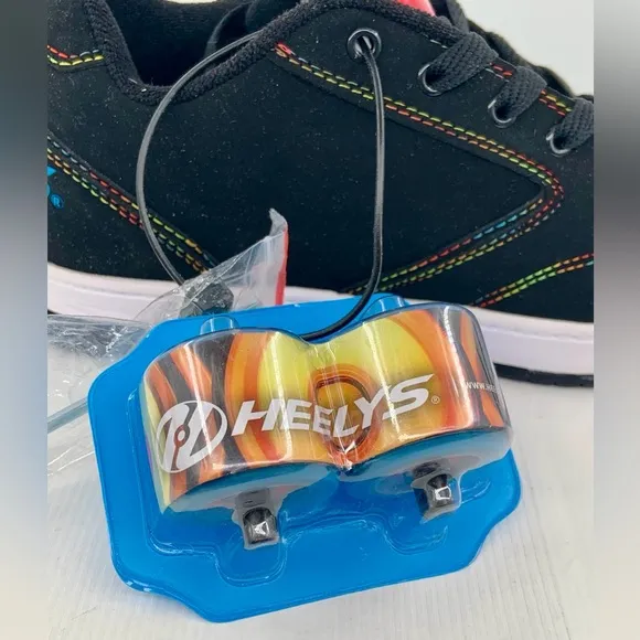 🌹New Listing🌹NWT Heelys Propel 2.O Black/Rainbow Foil Skate Shoes with Wheels