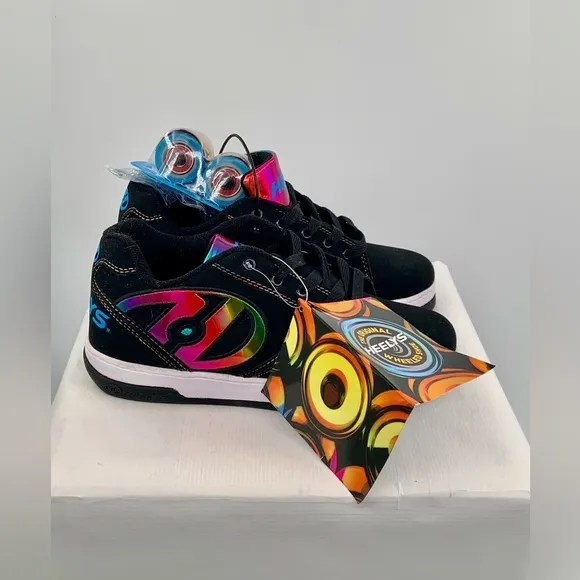 🌹New Listing🌹NWT Heelys Propel 2.O Black/Rainbow Foil Skate Shoes with Wheels