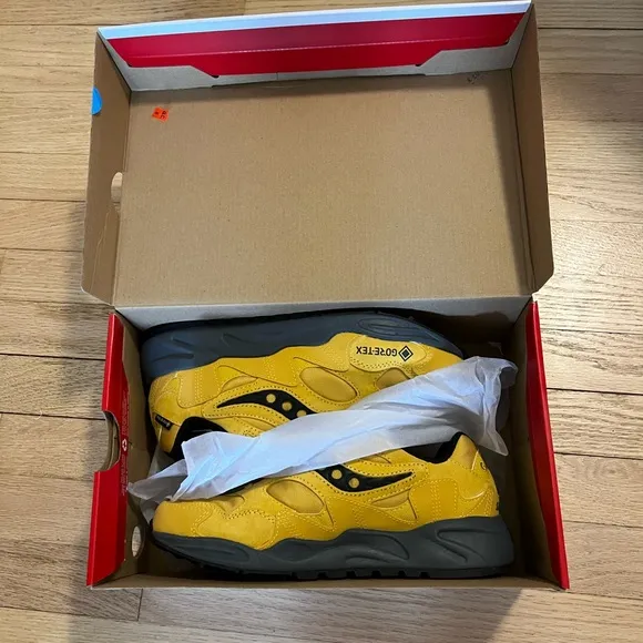 NEW Saucony Grid Shadow 2 GTX Shoes.Yellow Black Grey Gore-Tex