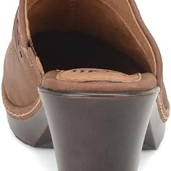 new Sofft Women's Laina Mocha Leather Studded Clogs Heel Mules Shoes