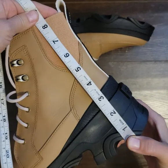 NEW Sorel Brex Lace Up Boots Womens 9.5 Beige Combat Outdoors Rugged Boho