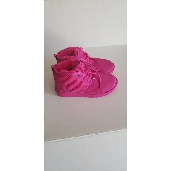 NEW UGG UNISEX KIDS NEUMEL LI LTA PINK BOOTS SZ 6 US
