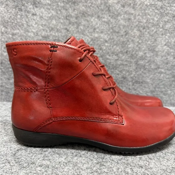 NEW…Josef Seibel‎ Naly 09 Ankle Boots. Size 37/6-6.5