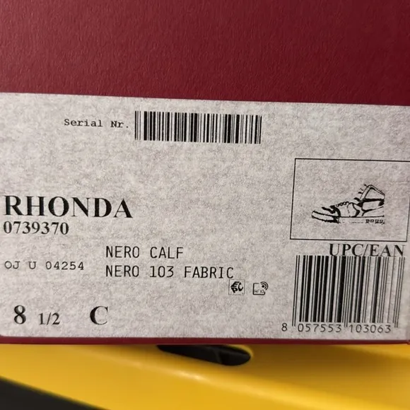 NIB Authentic Salvatore Ferragamo Rhonda Sneakers