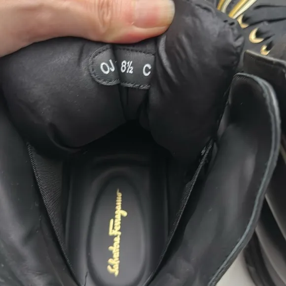 NIB Authentic Salvatore Ferragamo Rhonda Sneakers
