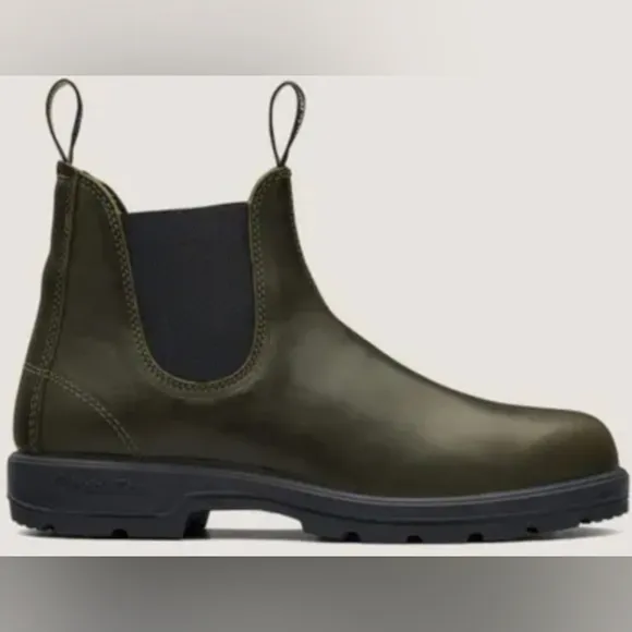 NIB Blundstones Classic Chelseas Olive Green 8.5 Us Womens