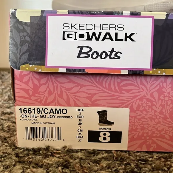 NIB Skechers Go Walk Boots, Black Camo On the Go Joy, Size 8, #16619 Goga Mat