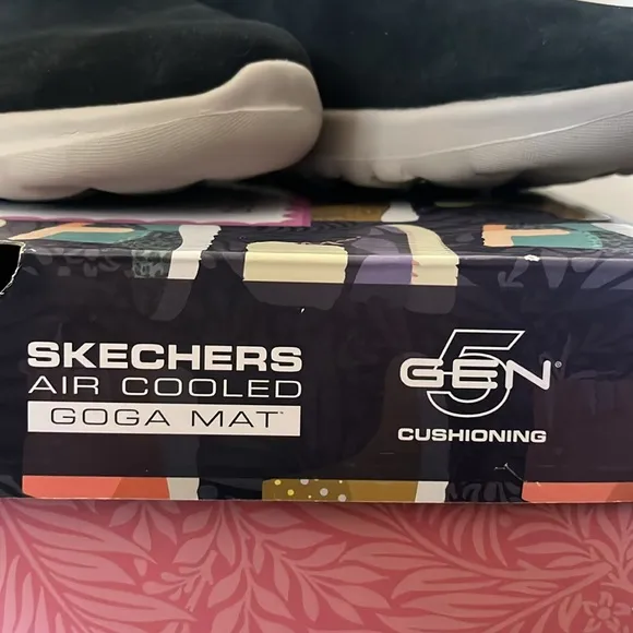 NIB Skechers Go Walk Boots, Black Camo On the Go Joy, Size 8, #16619 Goga Mat