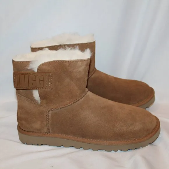NIB UGG WOMEN'S MINI BUCKLE LOGO SUEDE‎ SHEARLING LINED ANKLE BOOTS CHESTNUT
