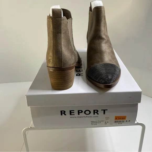 NIB Women’s Report Zerega Brown Silver Chain Pointed Toe Ankle Bootie’s Size 8.5