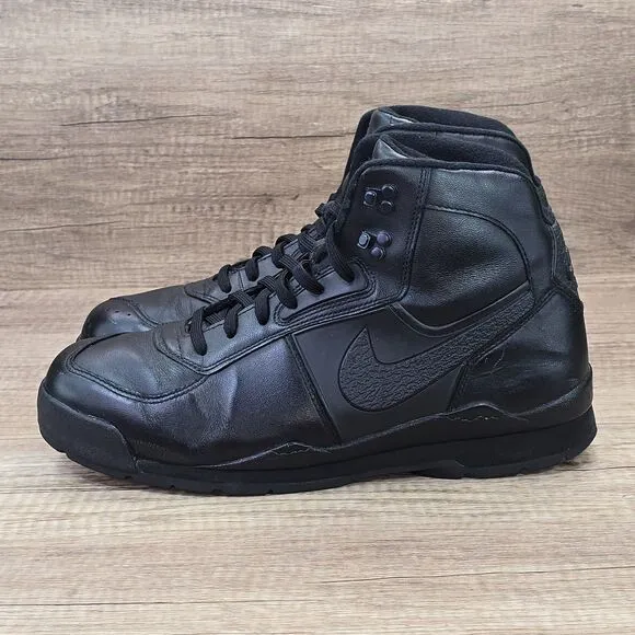 Nike Air Baltoro Men's Size 12 Tripple Black Leather Hiking Boots (311093-002)