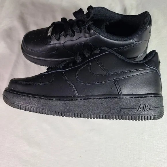 Nike Air Force 1 LE (GS) In The Box Black Sz 7Y