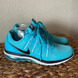 Nike Air Max Dynasty Women's Running Shoes Turquoise/Blue size 8.5 GUC
