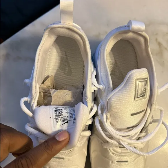Nike Air Max Kids White Nike Shoes size 6Youtb