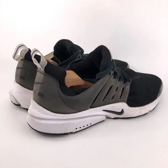 Nike Air Presto Black White Running Shoes 13