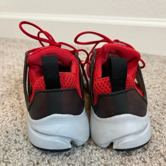 Nike Air Presto Low GS University Red Size 4Y