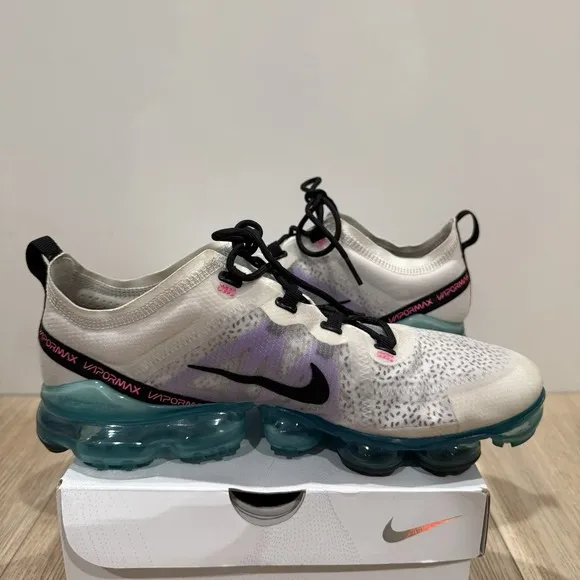 Nike‎ Air VaporMax 2019 Dragonfruit Shoes Athletic AR6631-009 Men Size 11 W/box