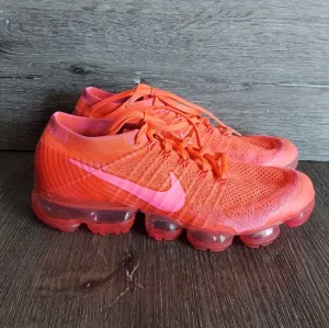 Nike Air Vapormax 'Hyper Punch’ Pink Women’s Size 10 Athletic Shoes