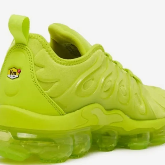Nike Air VaporMax PlusWomen  new