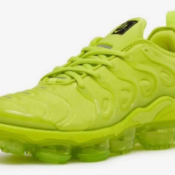 Nike Air VaporMax PlusWomen  new