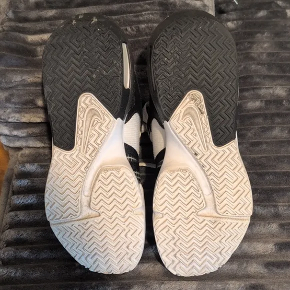 Nike Black and White Athletic Shoes