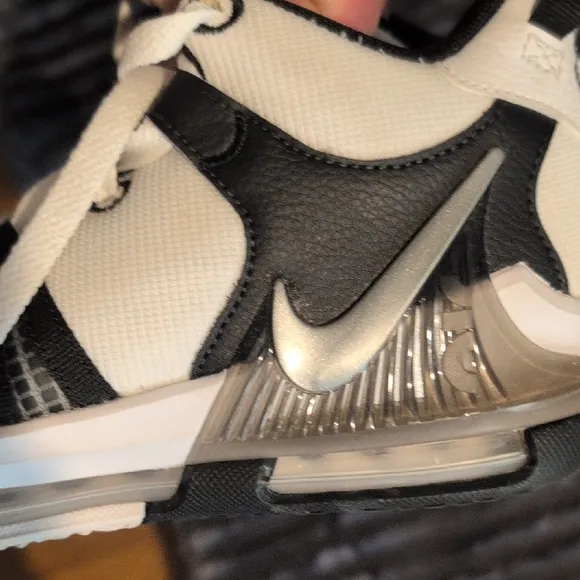 Nike Black and White Athletic Shoes
