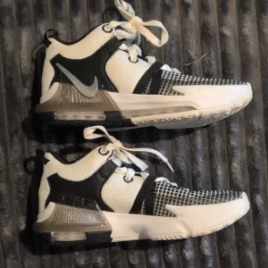 Nike Black and White Athletic Shoes