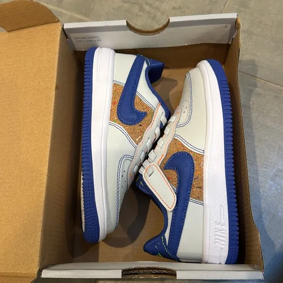 Nike Force 1 Low Easy On PS Photon Dust Blue Cork Blue and Gray, new in box, 10c