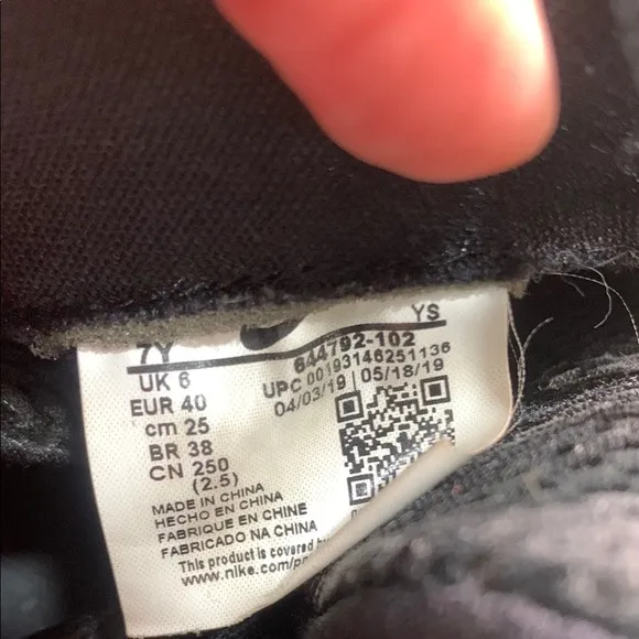 Nike Kids Foamposite Shoes - Black and White