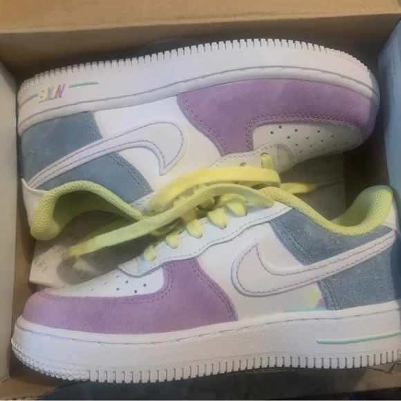 Nike Kids' Force 1 Sneakers