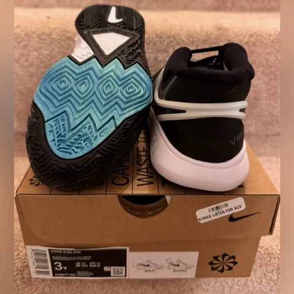 Nike Kyrie 8 GO Orca