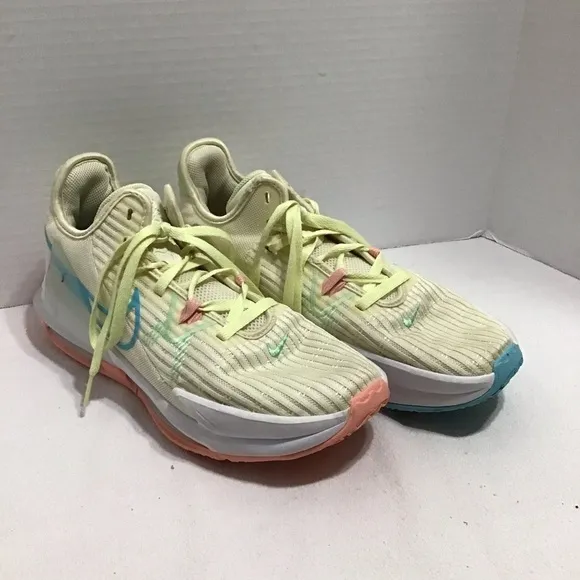 NIKE LeBron Witness 6 Easter 2022 Coconut Milk Polarized Basketball Shoes CZ4053
