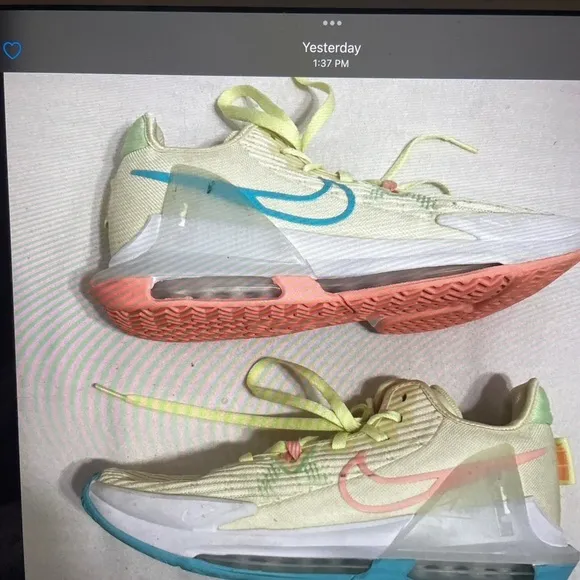 NIKE LeBron Witness 6 Easter 2022 Coconut Milk Polarized Basketball Shoes CZ4053