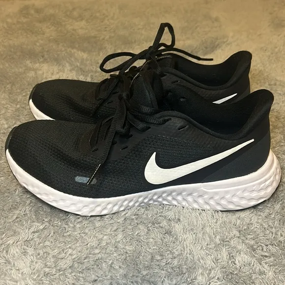 Nike Revolution 5 Running Anthracite Athletic Shoes Black Women’s,Size 7