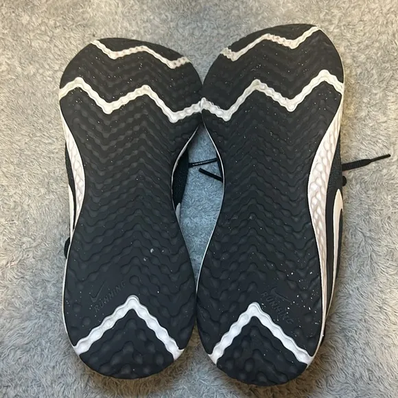 Nike Revolution 5 Running Anthracite Athletic Shoes Black Women’s,Size 7
