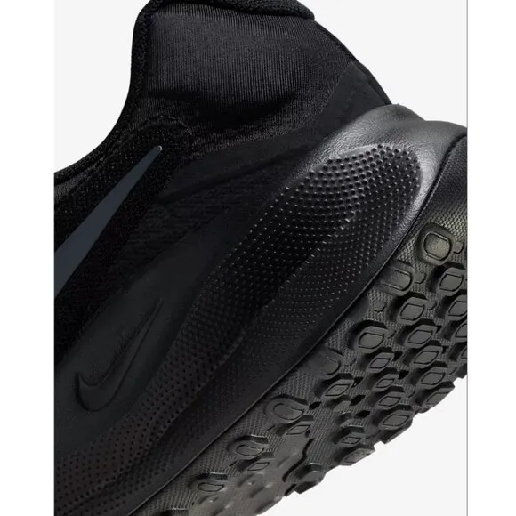 Nike Revolution 7 Men's Road Running Training Workout Shoes Black 11 WIDE