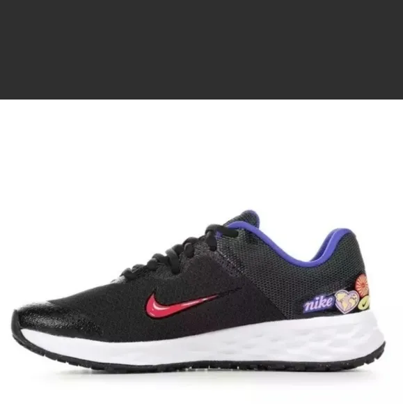 NIKE REVOLUTION SE BLACK Size 7Y (womens 8-8.5)  DD1104 013