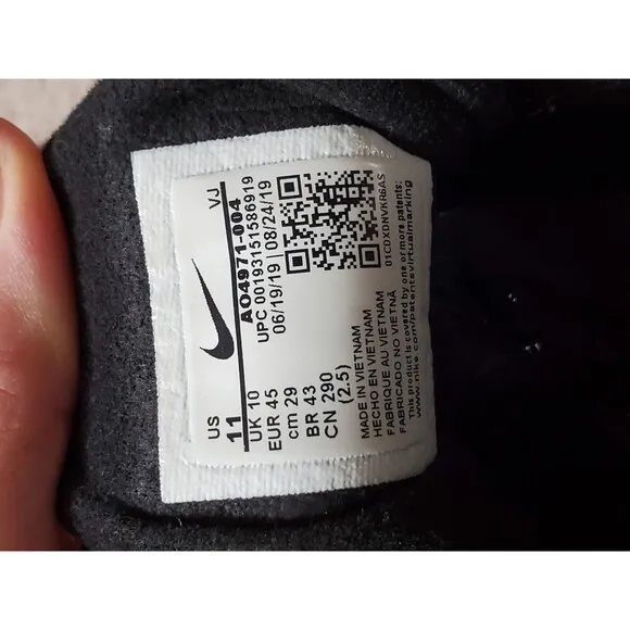 Nike Shoes Air Max 270 React Men 11 Black White Model A0497-004 Sneakers 2019
