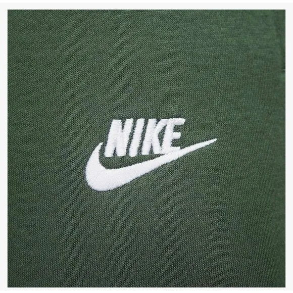 Nike Sportswear Club Fleece Pants Size Medium Joggers Fir/Green BV2707-323 - NEW