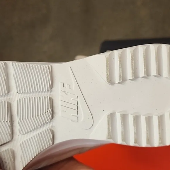 Nike tanjun boots sneakers
