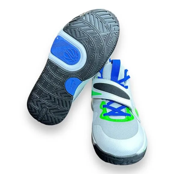 Nike Team Hustle D11‎ GS 'Green Strike Racer Blue' Size 7Y DV8996-101