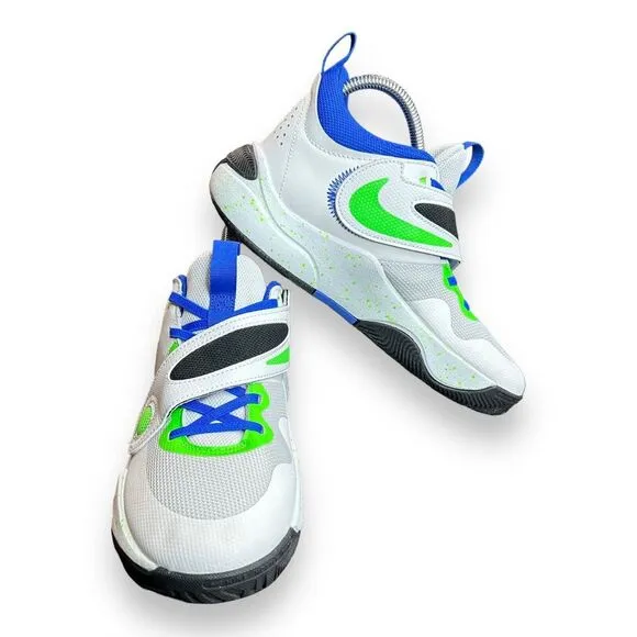 Nike Team Hustle D11‎ GS 'Green Strike Racer Blue' Size 7Y DV8996-101