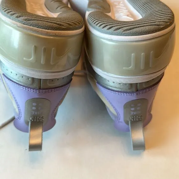 NIKE Women's Air Max DIA Athletic Running Shoes Purple Size 9.5