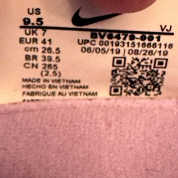 NIKE Women's Air Max DIA Athletic Running Shoes Purple Size 9.5