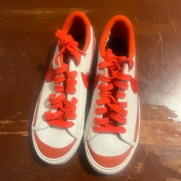Nike Women's Athletic Shoes Blazers size 5