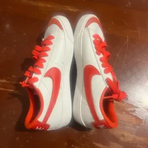 Nike Women's Athletic Shoes Blazers size 5