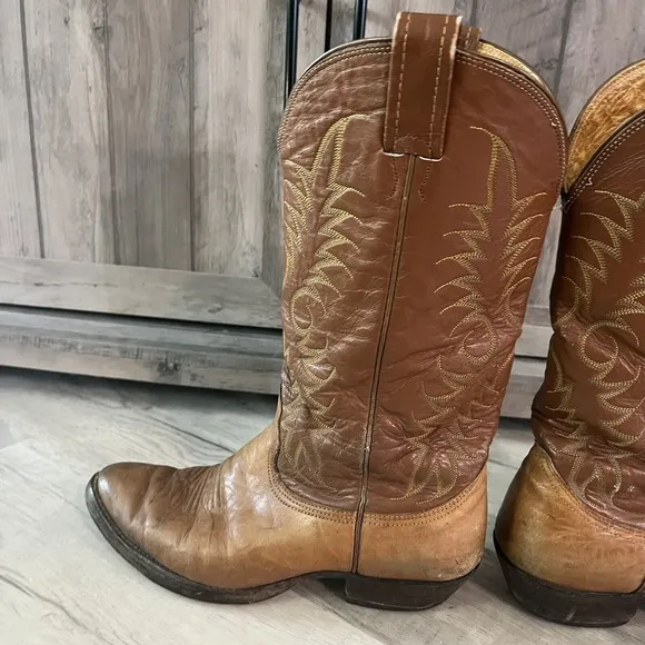 Nocona Cowboy Boots Brown Leather Mens 8.5D Made in USA 3817C Western Stitching